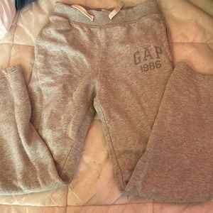 Gap Girls Grey Sweats, Size L